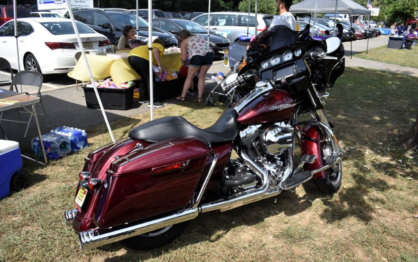 Supporter Donates Motorcycles to Begin New Unit for Hillsborough Police Department César Depaço